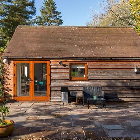 Pass The Keys Rural Retreat In Rowington, Warwickshire Villa Warwick  Exterior photo